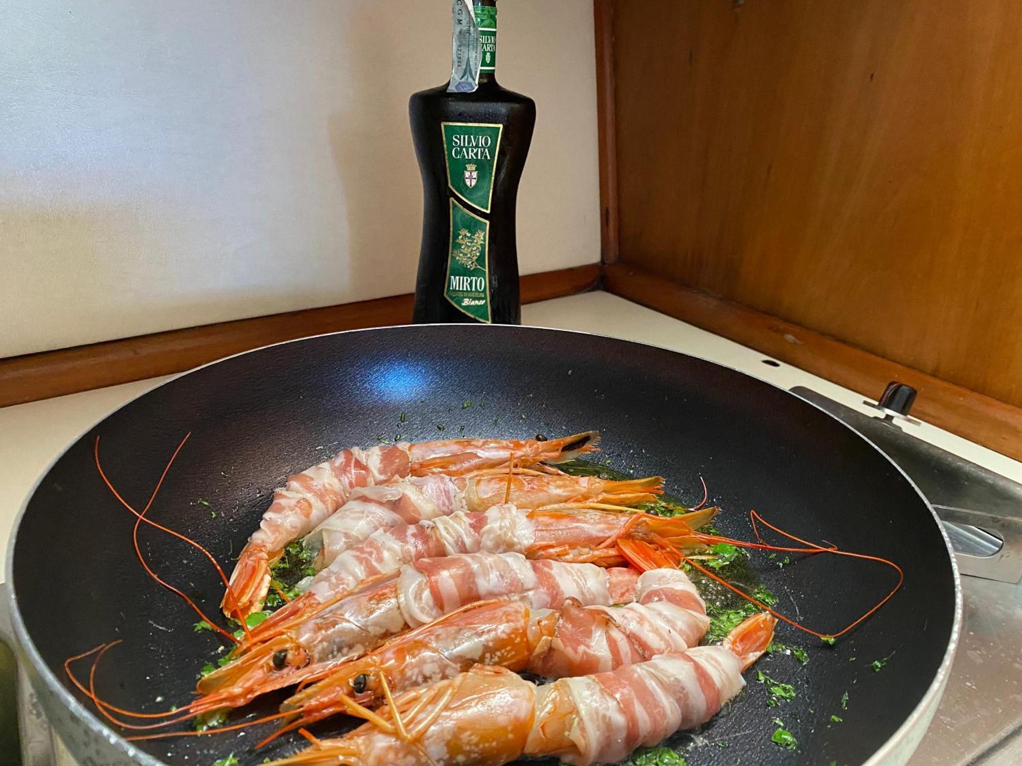 马达莱纳 Night On Board酒店 外观 照片